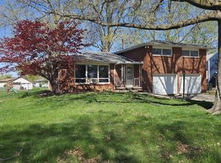 1817 3rd Ave, Sterling, IL 61081