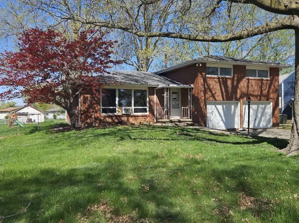 1817 3rd Ave, Sterling, IL 61081