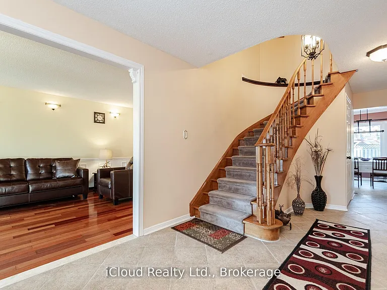 1615 Sir Montys Dr — Photo 17
