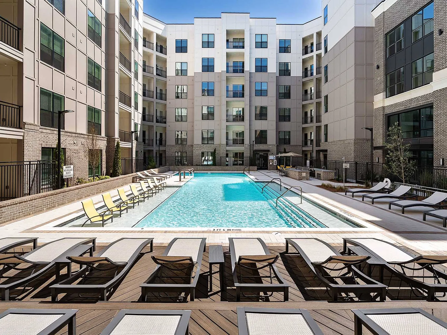 Chamblee City Heights Apartments — Photo 4