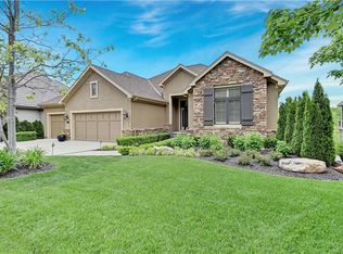 16677 S Country Club Dr, Belton, MO 64012