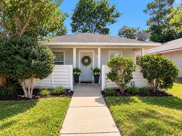 11838 Greenmesa Dr, Houston, TX 77044