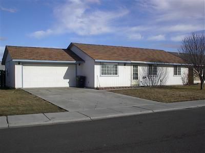 1113 E Saint Helens Dr, Moses Lake, WA, 98837