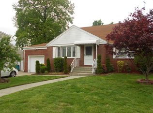 523 William St, Maywood, NJ 07607