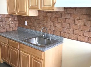 528 40th St APT 3F, Brooklyn, NY 11232