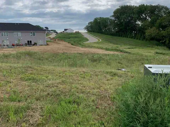 LOT 42 S Pointe Dr, Dubuque, IA 52003