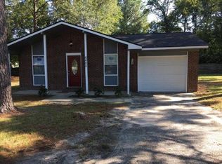 6402 Springwood Pl, Fayetteville, NC 28304