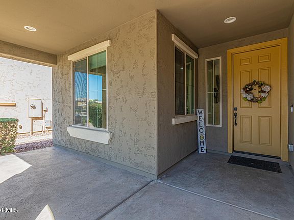 3rd image of 2698 E CHERRY HILL Drive