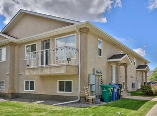 43 N Highlands Pl W #1, Lethbridge, AB T1J4Y3