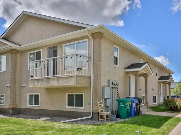 43 N Highlands Pl W #1, Lethbridge, AB T1J 4Y3