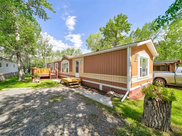 1229 Waterton Ave #10, Pincher Creek, AB T0K 1W0