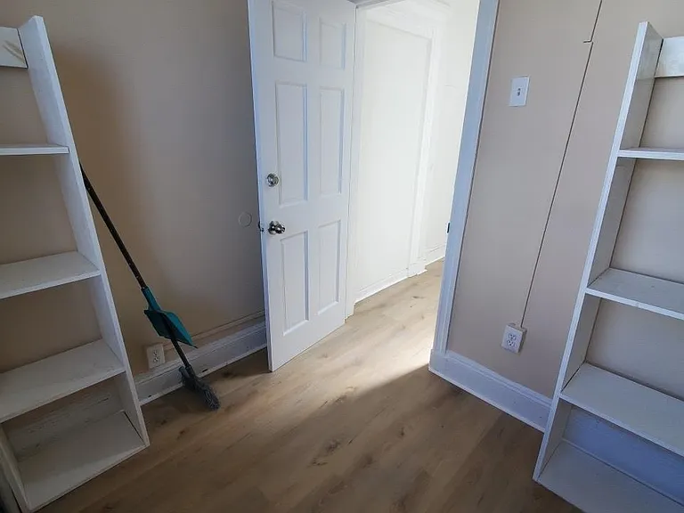 202 Delaware Ave #2 — Photo 3