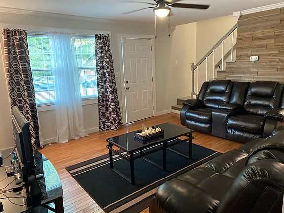 3rd image of 309 Northridge Dr
