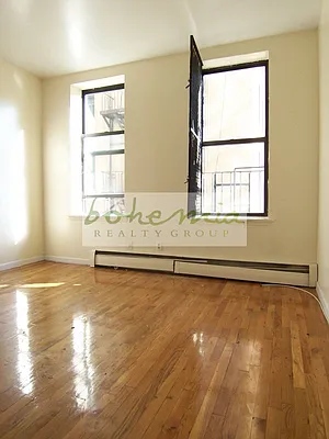 Rented by Bohemia Realty Group | media 10