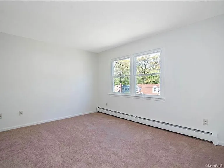 24 Chalmers St #24 — Photo 12