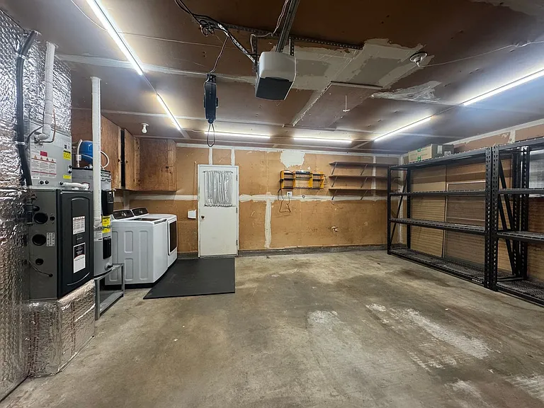 9901 Farwest Dr SW — Photo 21