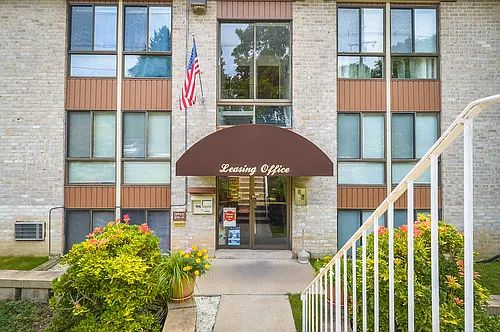 General Lafayette Apartments Photo 1