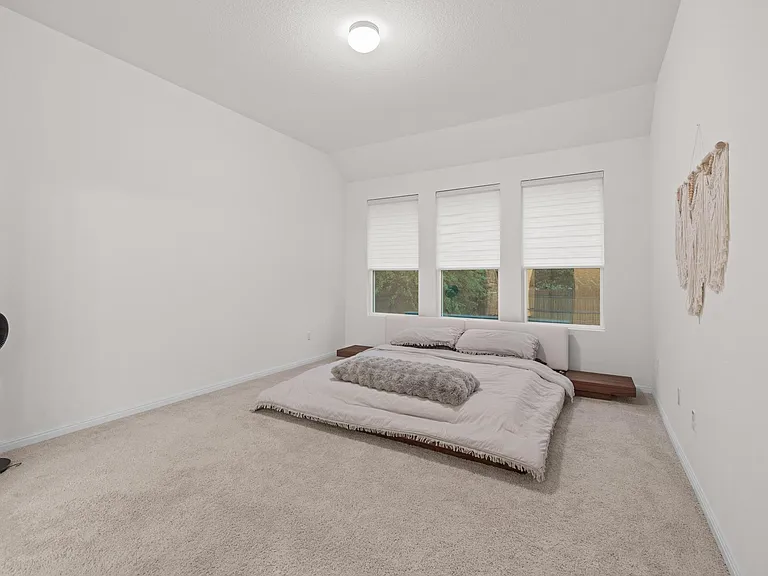 2604 Acoma Ln — Photo 13