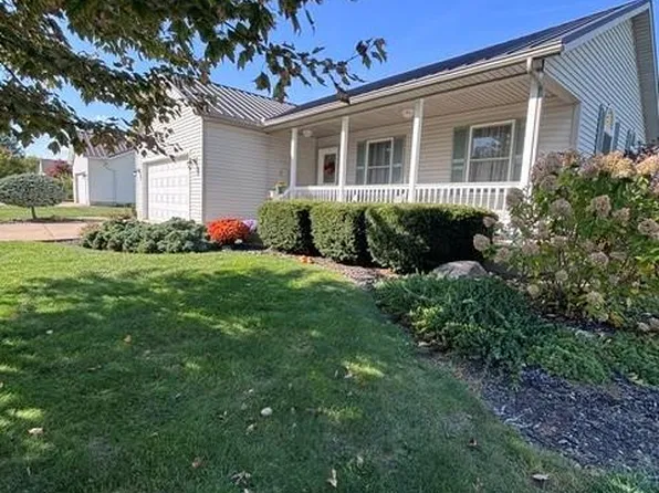 26 Katlyn Dr, Fremont, OH 43420
