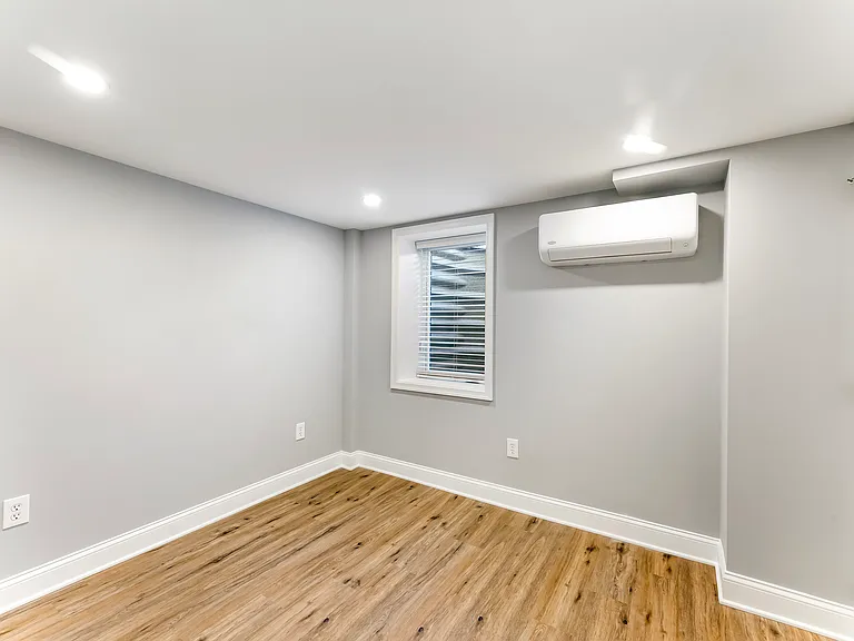 234 S Walnut St #1 — Photo 8