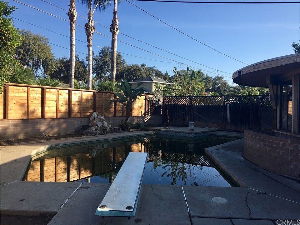 1st image of 1017 Nutwood Ave