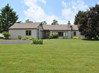 8040 Blue Heron Dr, Canfield, OH 44406