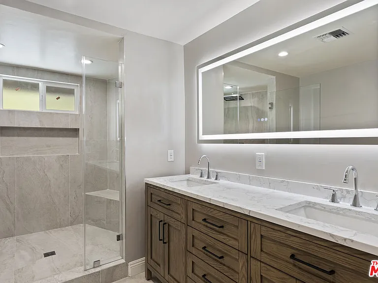 4863 Don Juan Pl — Photo 10
