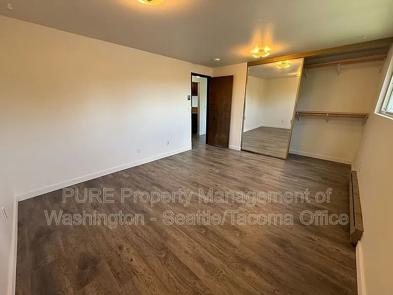 417 SW 155th St #4 — Photo 12