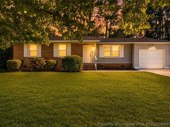 6493 Tarrytown Dr, Fayetteville, NC 28314