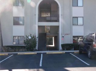 2067 Hunters Glen Dr APT 305, Dunedin, FL 34698