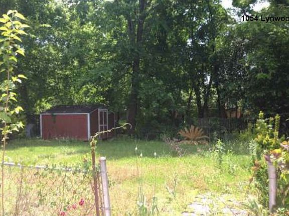 4th image of 1054 Lynwood Dr