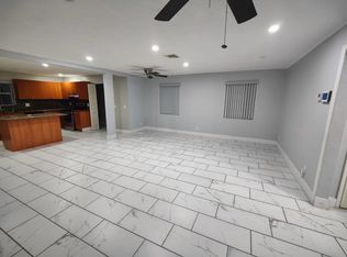 2243 Polk St, Hollywood, FL 33020