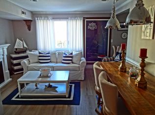 110 Swinburne Row, Newport, RI 02840