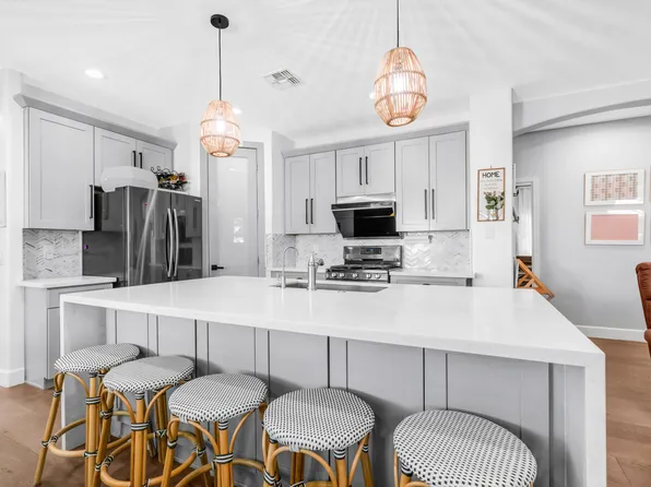 25084 N 68TH Avenue, Peoria, AZ 85383