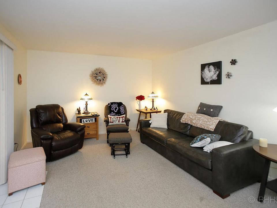 276 fairway ct-105