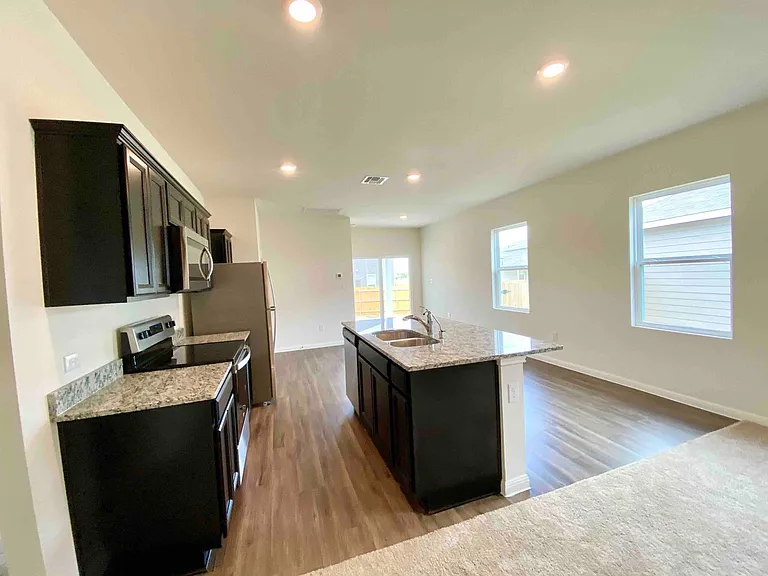 360 Bell Rings Dr — Photo 3