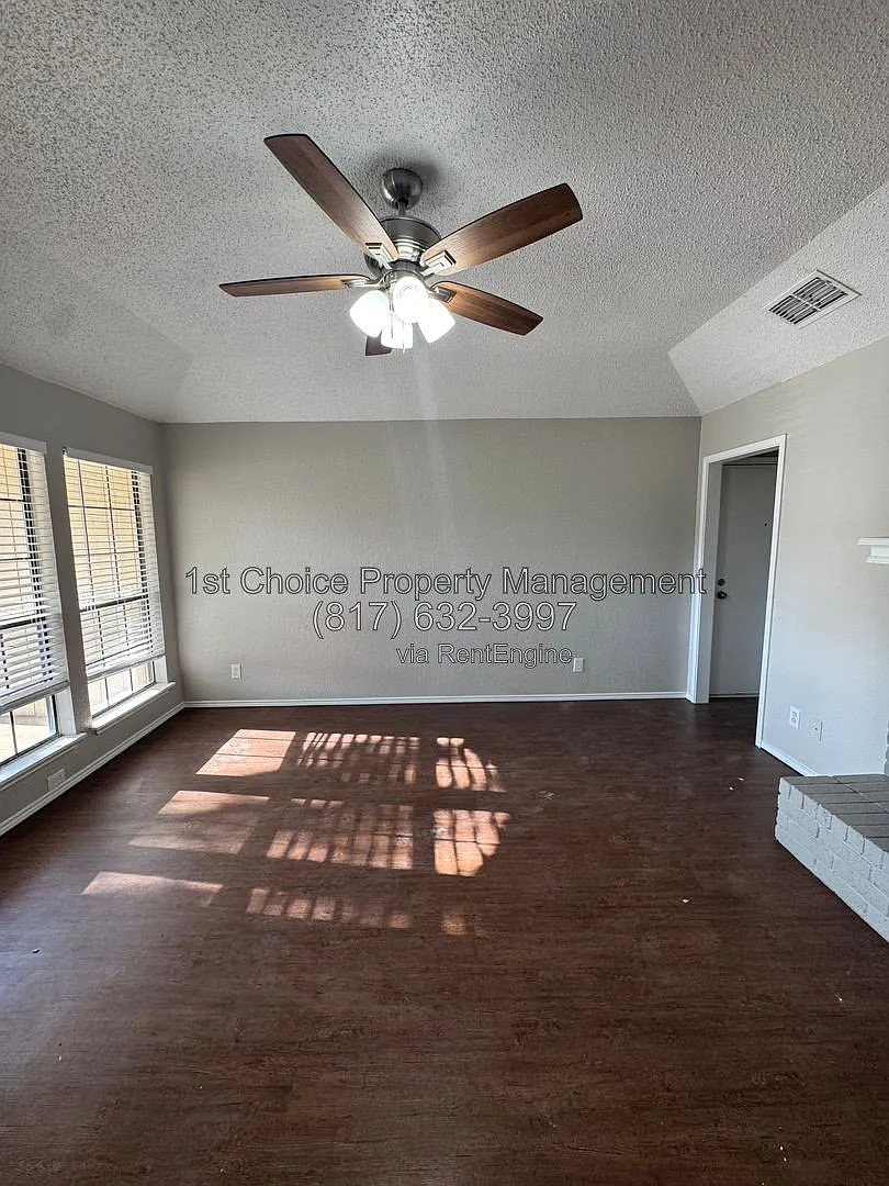 2 bed, 2.0 bath, 1080 sqft, $1,495 — Photo 4