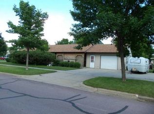 121 N 3rd St, Saint Peter, MN 56082