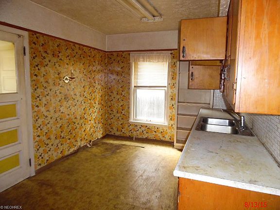 4th image of 463 E 142nd St