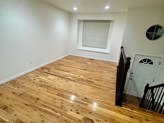 2nd image of 917 N Dorothea Way