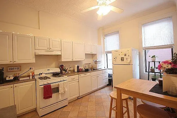 2 bed, 1.0 bath, $3,450 — Photo 4