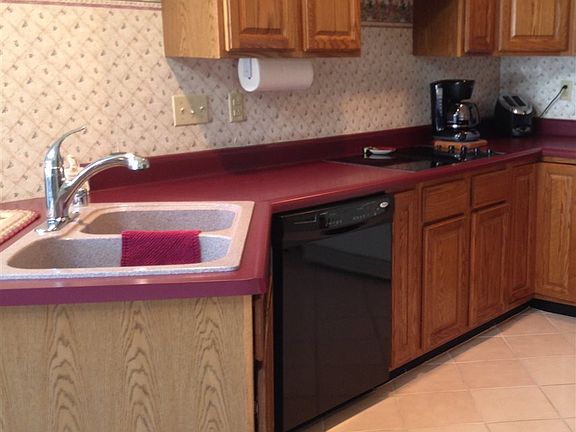 5th image of 1114 Oakwood Ct