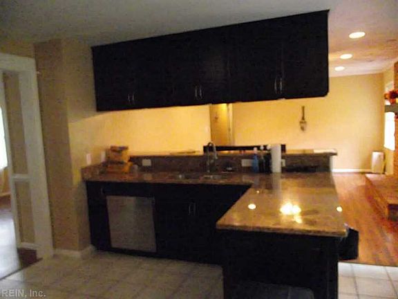 5th image of 541 Margaret Dr