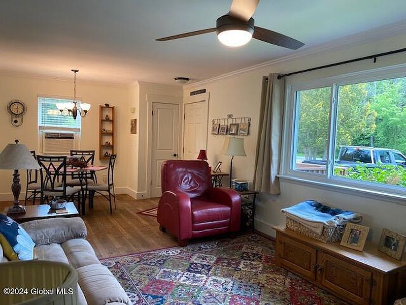 3rd image of 1662 Depot Road