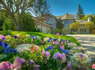 10037 Vanalden Ave, Northridge, CA 91324