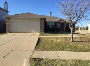 333 Daisy Lane, Burleson, TX 76028