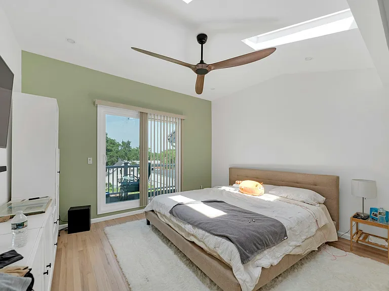 228 Johnson Ave #5 — Photo 22