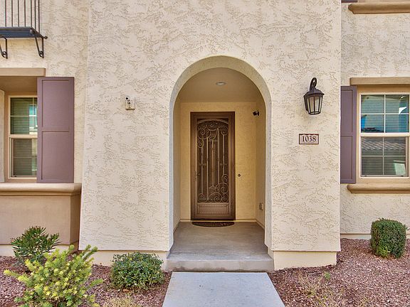 3rd image of 1038 S Annie Ln