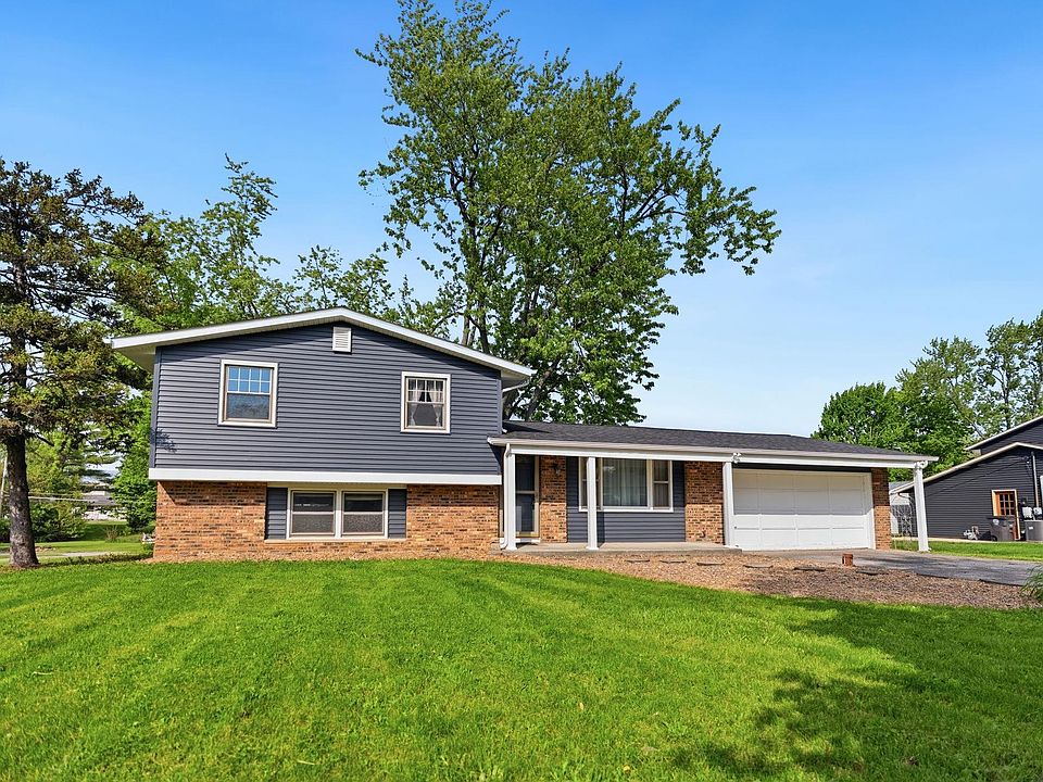 1st image of 816 Blake Dr