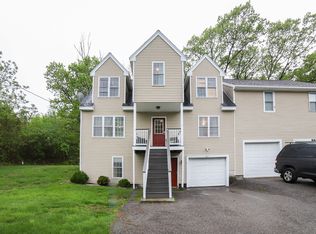 21 Eaton Ave #A, Shrewsbury, MA 01545
